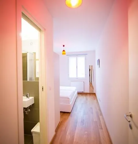 Riverside Grande * Prague